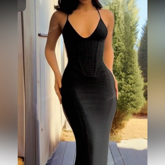 Sexy Hollow Lace Big Halter Knit Women's Smock, Renaissance Dress, Beach Outfits - Picture 3 of 7